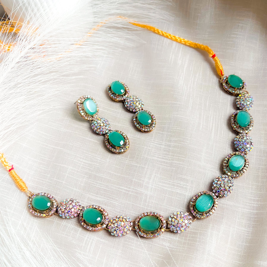 Gohar-e-Aab Necklace Set – (S-62)