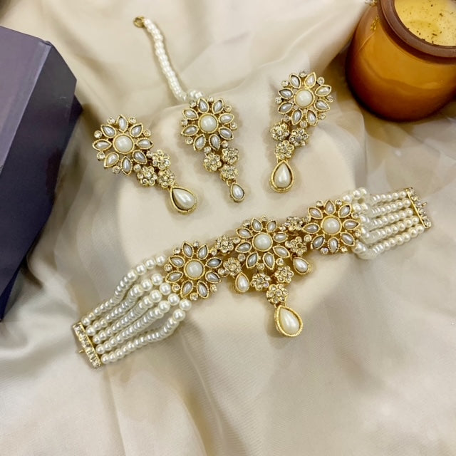 Pearl Charm Fantasy Choker Set CS-43