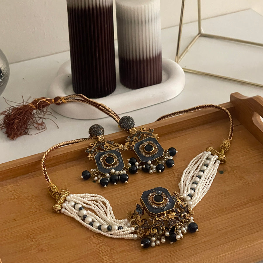 Naureen Half Choker Set - CS-44