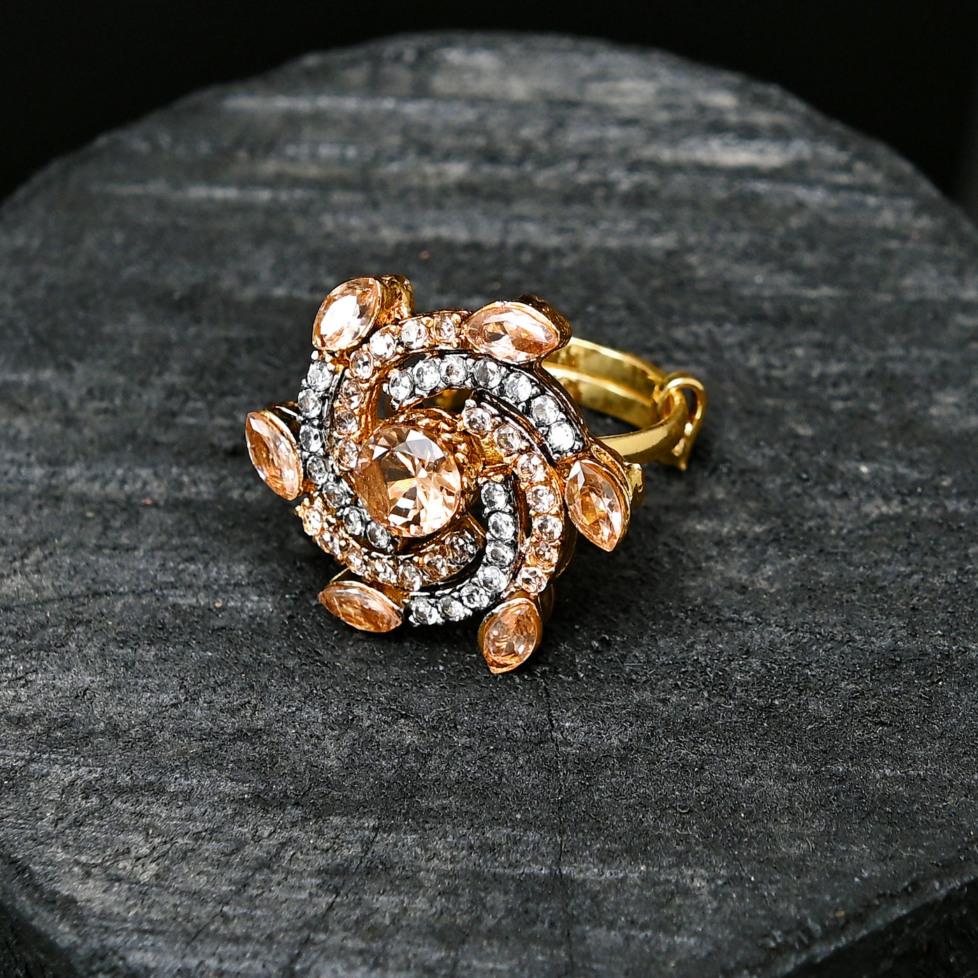 Whirlpool of Emeralds GP Zircon - R-28