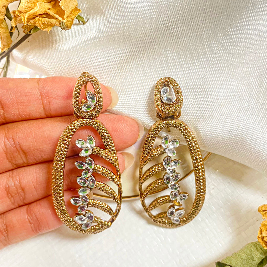Zunaira Earrings – (ER-119)
